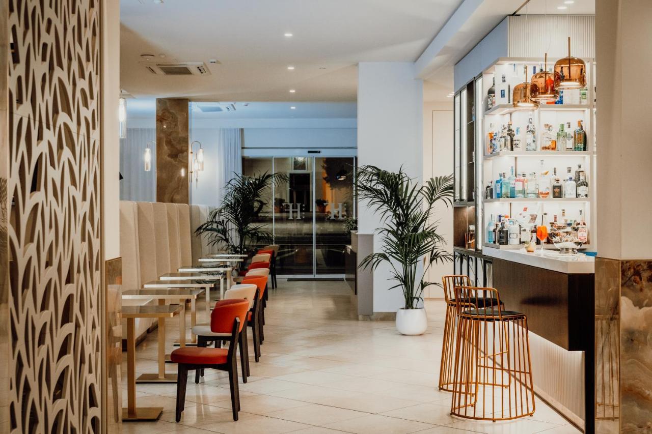 Hotel Falli Porto Cesareo Bagian luar foto